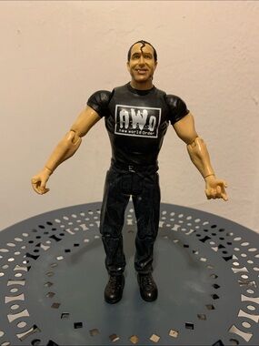 Scott Hall 2001 WWE Jakks Pacific R3 Tech Figure